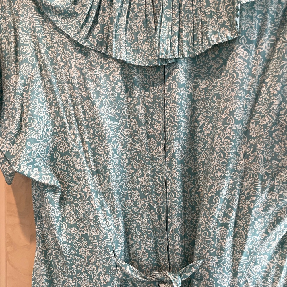Dress - Picture 4 of 6